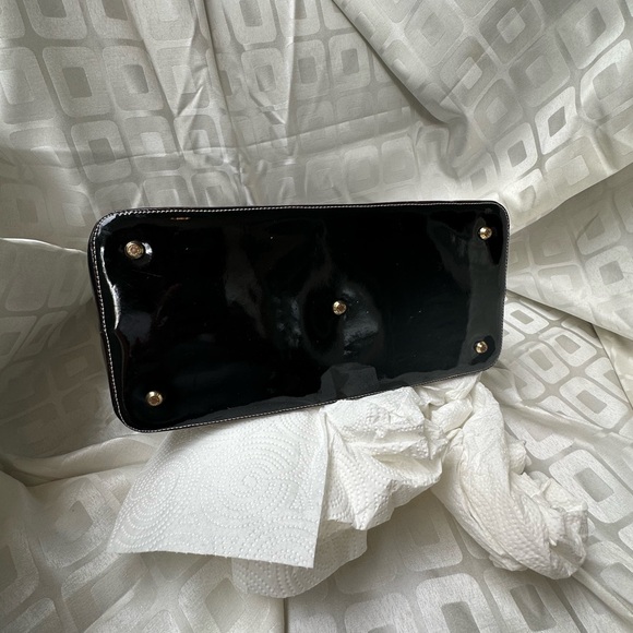 Arcadia Black Patent Purse - Picture 7 of 10